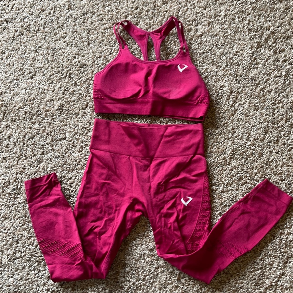 Violate the dress code sports bra and leggings